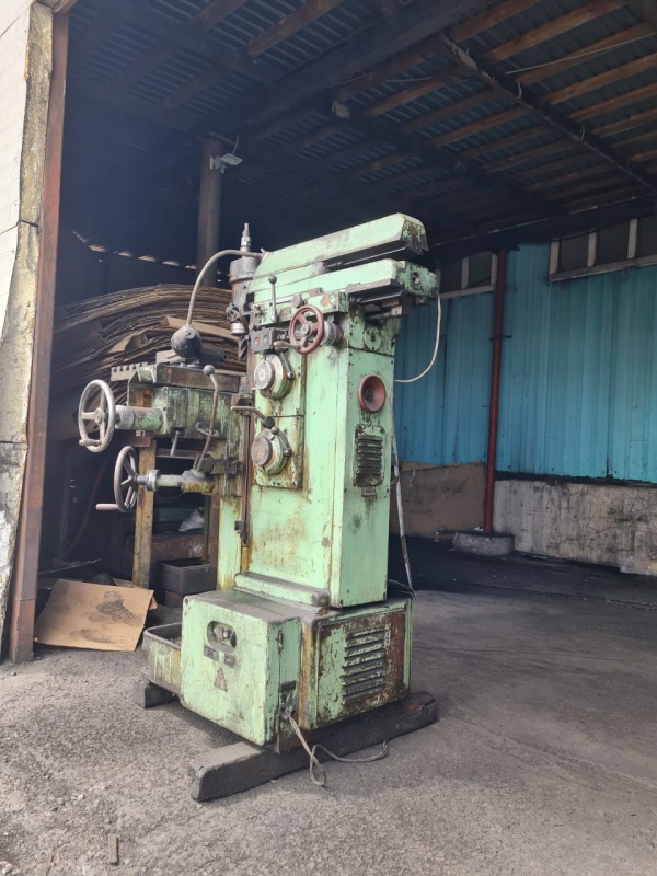 универсальный фрезерный станок бу