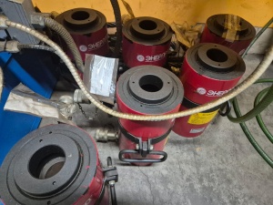 Домкрат ДП50Г150