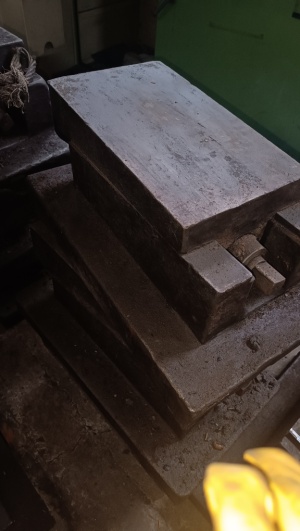 Опоры клиновые 300-8 шт., 220-4 шт