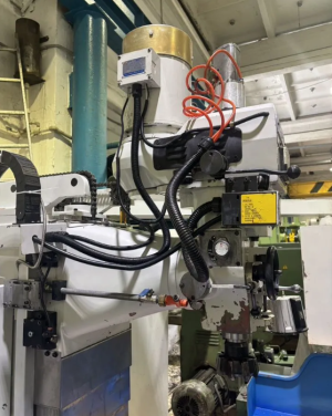 Универсальный фрезерный станок с УЦИ Frejoth FBM-4VF