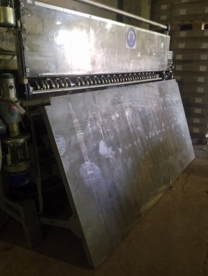 Полуавтоматический сборочный станок для пружинных блоков