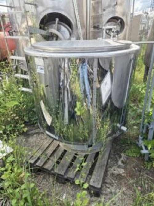 Емкость нержавеющая, объем — 0,35 куб.м., рубашка, термос, инв 1061