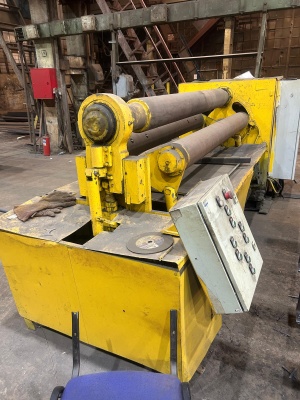 Вальцы трехвалковые ИБ2220