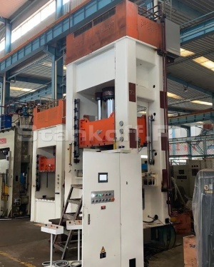 Гидравлический пресс YGM-630К