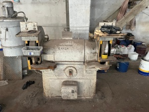 Точильно-шлифовальный станок 3М636 на 600 мм