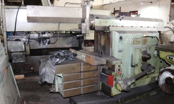 Станок поперечно-строгальный 7307