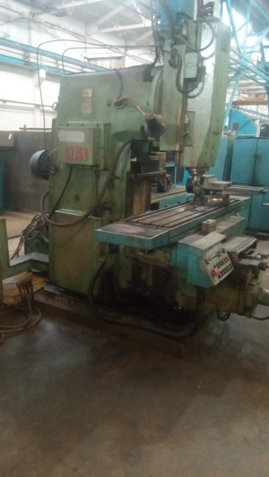 Вертикально-фрезерный станок ГФ2171С5 с ЧПУ