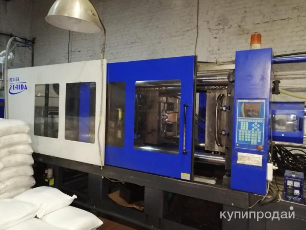 Термопластавтомат HDX 438. 1,5 кг. 438 тонн