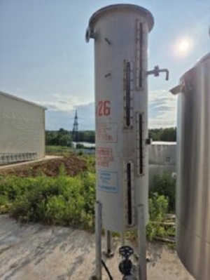 Емкость нержавеющая — мерник, объем — 0,6 куб, вертикальная, инв 3764