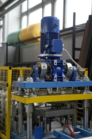 Стан гибочный с ЧПУ для производства профилей типа СГ с продольной накаткой и без (2023 г.в., наработка всего 618 часов)