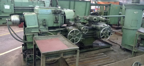 Токарно-револьверный станок 1П365