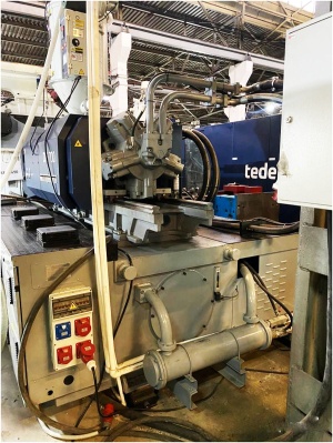 Термопластавтомат DT700