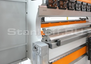 Листогибочный гидравлический пресс Power Bend FALCON 2600/100