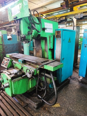 Вертикально-фрезерный станок 6Т12 №245