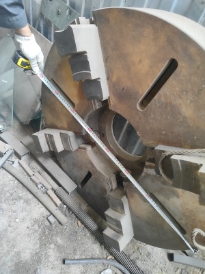 Патрон токарный 800мм. – 4-х кулачковый