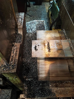 Вертикально-фрезерный 6Т13