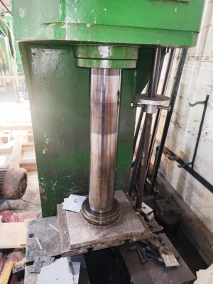 Пресс гидравлический одностоечный П6324