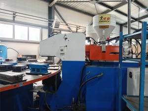 Карусельный станок по производству изделий из вспененного ПВХ, ПВХ и ТЭП