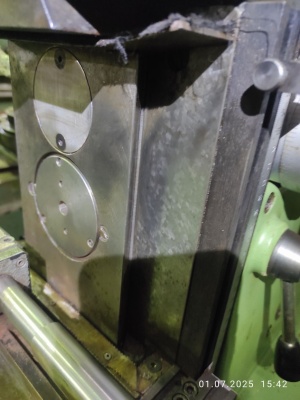 Широкоуниверсальный фрезерный станок, пр-во Швейцария Mikron WF2