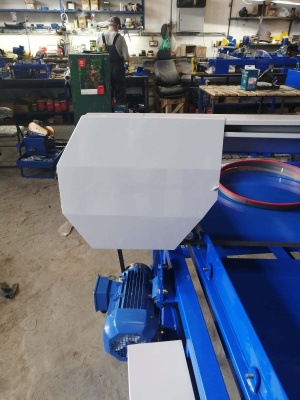 Станок разборки (распиловки) поддонов СРП-1400