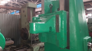 Зубофрезерный станок модели 5К32А