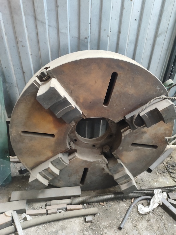 Патрон токарный 800мм. – 4-х кулачковый