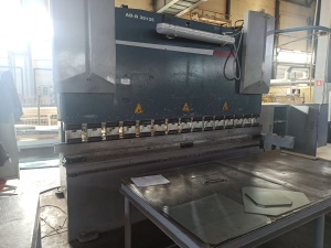 Листогибочный пресс с ЧПУ Durma AD-R 30135 (135 тонн)