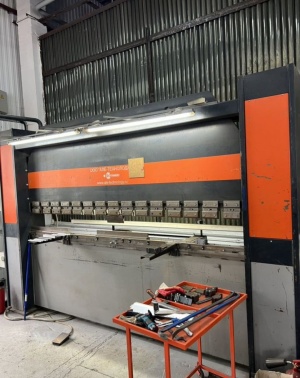 Гибочный станок для листового металла