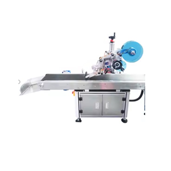 Автоматическая этикетировочная машина для плоских пакетов с вакуумным механизмом подачи AS-P03