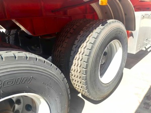 Полуприцеп-цистерна SHENGRUN SKW9402GYYA объём 36м3, для перевозки светлых нефтепродуктов