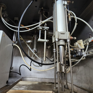 Фасовщик в ведра АДНК-39М