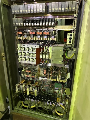 Вертикальный фрезерный станок Heckert FSS 400 v2 (аналог 6т13)