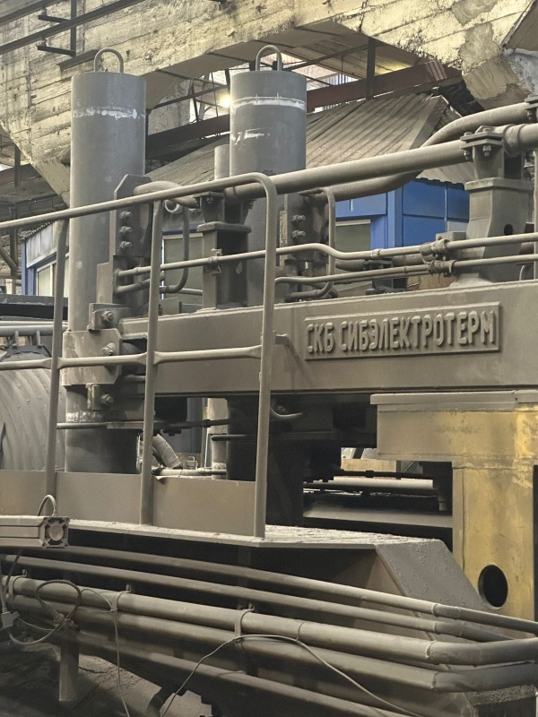 Печь ДРП-6-С1 с системой загрузки шихты