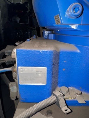 Сварочный робот Yaskawa AR 1440 с вращателем