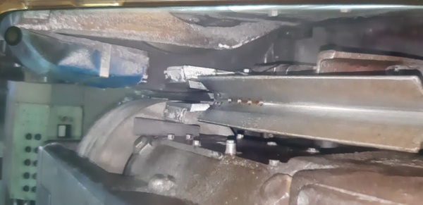 Бесцентрошлифовальный станок 3А 184