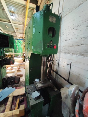 Пресс гидравлический одностоечный П6324