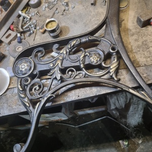 Чугунные боковины для скамейки