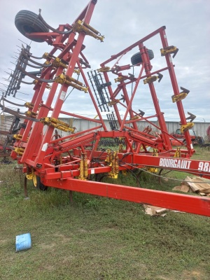 Оборудование глубокого рыхления Bourgault 9800