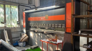 Гибочный станок для листового металла