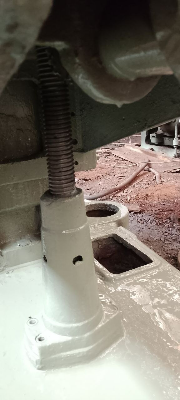 вертикально-сверлильный 2Н135, 2Н118, настольный 2н108