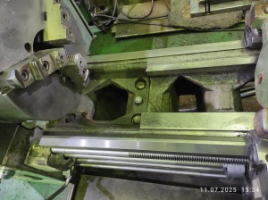 Токарный Винторезный станок, Arad SN-402 РМЦ 1000 мм, шпиндель Ø105 мм