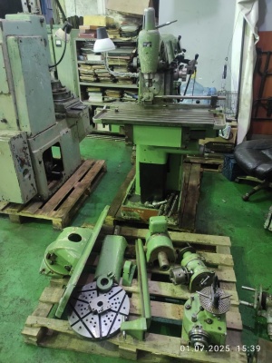 Широкоуниверсальный фрезерный станок, пр-во Швейцария Mikron WF2