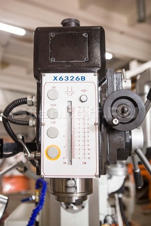 Горизонтально-фрезерный станок X6326B