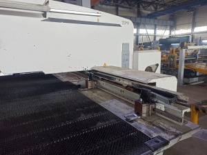 Координатно-просечной пресс durma TP-9