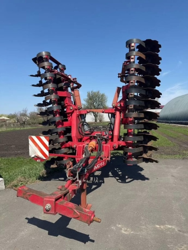 Оборудование обработки почвы дукат-5