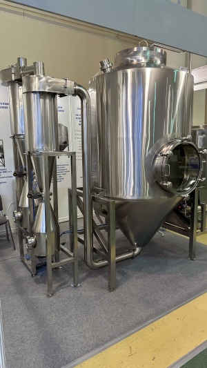 Распылительная сушилка, производительностью 5 л/ч