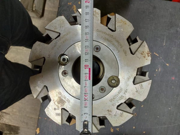 Гидроголовки фирмы Leitz, 10-и ножевые, размер 190*130*50 мм