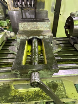 Вертикальный фрезерный станок Heckert FSS 400 v2 (аналог 6т13)