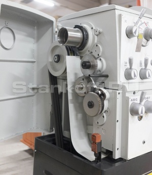 Станок токарно-винторезный C6246E/1000