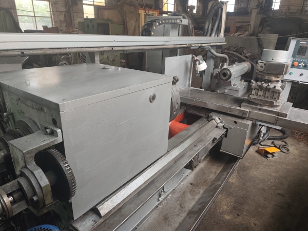 Токарный станок с чпу 16м30ф3